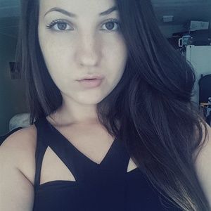 Meet your Posher, Aneta